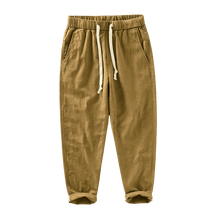Calça de Linho Masculina Romenzi RZ558 em detalhe, peça elegante em linho premium, leve e sofisticada, perfeita para looks casuais ou formais.