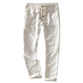 Calça de Linho Masculina Romenzi RZ562 em detalhe, calça sofisticada em linho leve e respirável que oferece frescor, conforto e estilo contemporâneo.