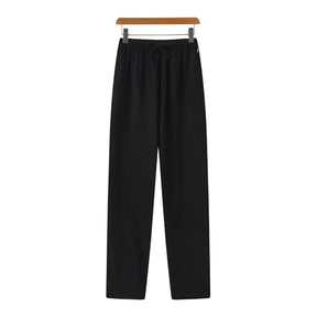 Calça de Linho Masculina Romenzi RZ564 em detalhe, calça sofisticada em linho premium que oferece leveza, conforto e caimento impecável para o homem moderno.