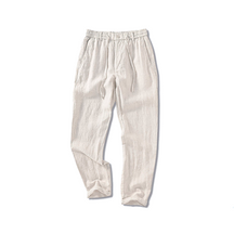 Calça de Linho Masculina Romenzi RZ566 em detalhe, peça leve e sofisticada em linho premium, ideal para looks casuais ou formais nos dias quentes.