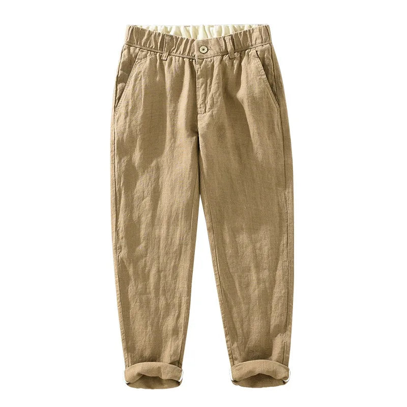 Calça de Linho Masculina Romenzi RZ942 em detalhe, calça clássica em linho premium que oferece conforto, respirabilidade e estilo Old Money sofisticado.