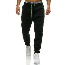 Calça Moletom Masculina para Esportes RZ316 em algodão premium, com zíper nos bolsos e design ajustável. Perfeita para treinos e estilo no dia a dia.
