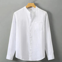 Camisa de Linho Masculina Romenzi RZ792 feita em linho nobre, respirável e sofisticada, com caimento impecável e estilo clássico para eventos elegantes.