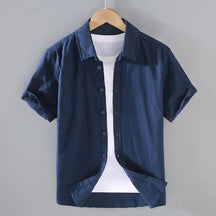 Camisa de Linho Masculina Romenzi RZ796 feita em linho nobre, leve e respirável, com caimento impecável e design clássico para eventos refinados.
