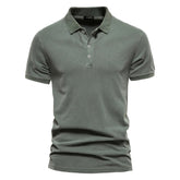 Camisa Polo Masculina Romenzi Executiva RZ606 em detalhe, polo sofisticada em materiais de alta qualidade que oferece conforto, elegância e durabilidade.