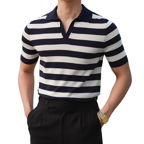 Camisa Polo Masculina Romenzi Ferrol RZ617 em detalhe, polo elegante em materiais de alta qualidade que oferece conforto, caimento impecável e estilo atemporal.
