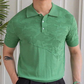 Camisa Polo Masculina Romenzi Girona RZ618 em detalhe, modelo elegante com design atemporal que oferece caimento perfeito, conforto e sofisticação.