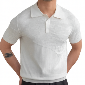 Camisa Polo Masculina Romenzi Girona RZ618 em detalhe, modelo elegante com design atemporal que oferece caimento perfeito, conforto e sofisticação.