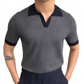Camisa Polo Masculina Romenzi Mataró RZ622 em detalhe, polo sofisticada em materiais de alta qualidade que oferece conforto, caimento perfeito e estilo elegante.