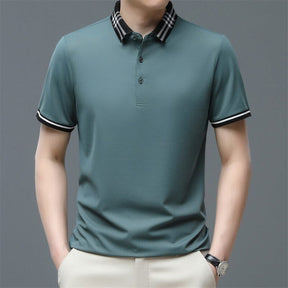 Camisa Polo Masculina Romenzi Palermo RZ625 em detalhe, peça em algodão e poliéster que une conforto, respirabilidade e estilo versátil para o dia a dia.
