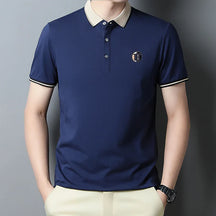 Camisa Polo Masculina Romenzi Paris RZ082, feita em algodão e poliéster, com design clássico e sofisticado para diversas ocasiões.