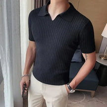Camisa Polo Vintage Slim Romenzi RZ012 com manga curta, botões e poliéster, ideal para criar looks casuais e confortáveis.
