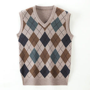 Colete Masculino Tricot Diamond Romenzi RZ665 em detalhe, peça sofisticada em tricot resistente e elegante, ideal para produções casuais ou sociais.