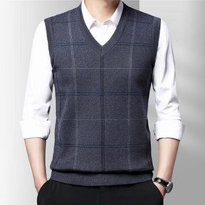 Colete Masculino Tricot Paris Romenzi RZ666 em detalhe, peça elegante em tricot premium, inspirada na moda parisiense, ideal para looks casuais e formais.