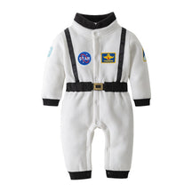 Fantasia Infantil Bebê Explorador Espacial Astronauta feita em poliéster e veludo macio, ideal para festas, eventos e brincadeiras criativas.