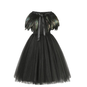 Fantasia Infantil Bruxa Obscura com vestido, asas e tiara, feita em algodão e nylon, ideal para festas infantis e brincadeiras cheias de imaginação.