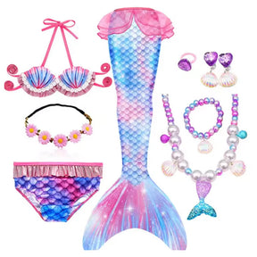 Fantasia Infantil Cauda de Sereia com cauda, biquíni, tiara de flores e acessórios, perfeita para festas infantis e brincadeiras mágicas.