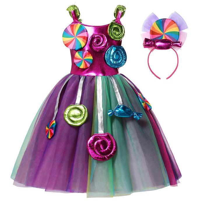 Fantasia Infantil Mágica de Doce com vestido e tiara, feita em poliéster e algodão, ideal para festas, brincadeiras e momentos mágicos encantadores.