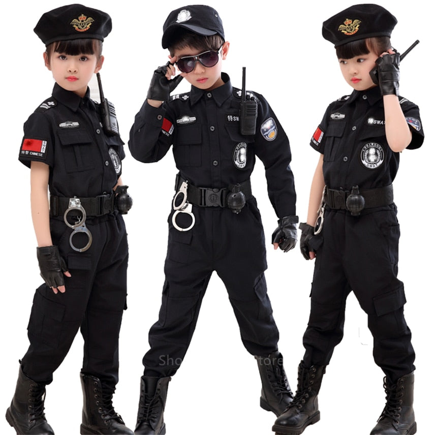 Fantasia Infantil Policial Completo com roupas e acessórios: camiseta, calça, boné, óculos, luvas, cinto e walkie talkie, ideal para festas e diversão.