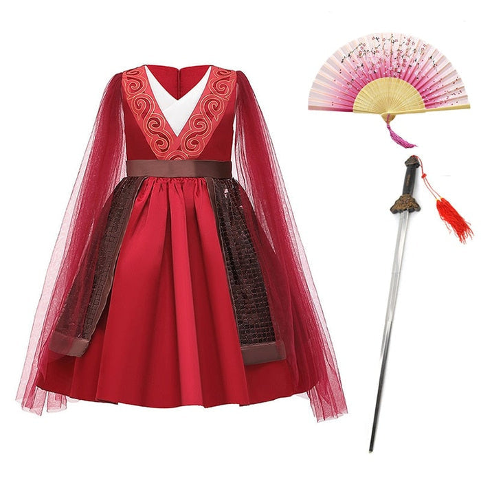Fantasia Infantil Princesa Guerreira Vermelha com vestido, leque e espada, feita em poliéster, ideal para festas infantis e brincadeiras cheias de imaginação.