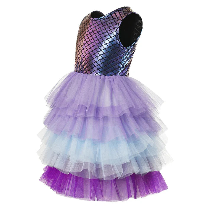 Fantasia Infantil Princesa Sereia Encantada feita em voil, malha e algodão, ideal para festas infantis e brincadeiras cheias de imaginação.