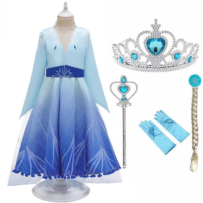 Fantasia Infantil Vestido Azul de Gelo Luxo com vestido, coroa, varinha, cabelo e luvas, perfeita para festas infantis e brincadeiras mágicas.