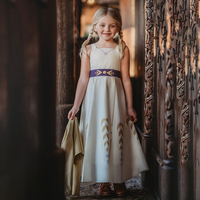 Fantasia Infantil Vestido Princesa Verde Encantada feita em poliéster, malha e algodão, ideal para festas infantis e brincadeiras cheias de imaginação.