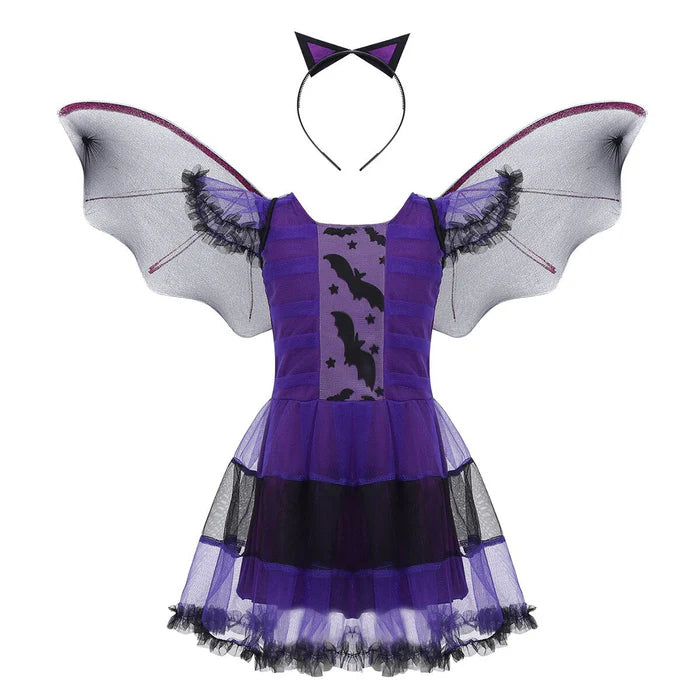 Fantasia Infantil Vestido Vampira Roxa Encantada com vestido, capa e arquinho em malha e poliéster, perfeita para festas, brincadeiras e aventuras.