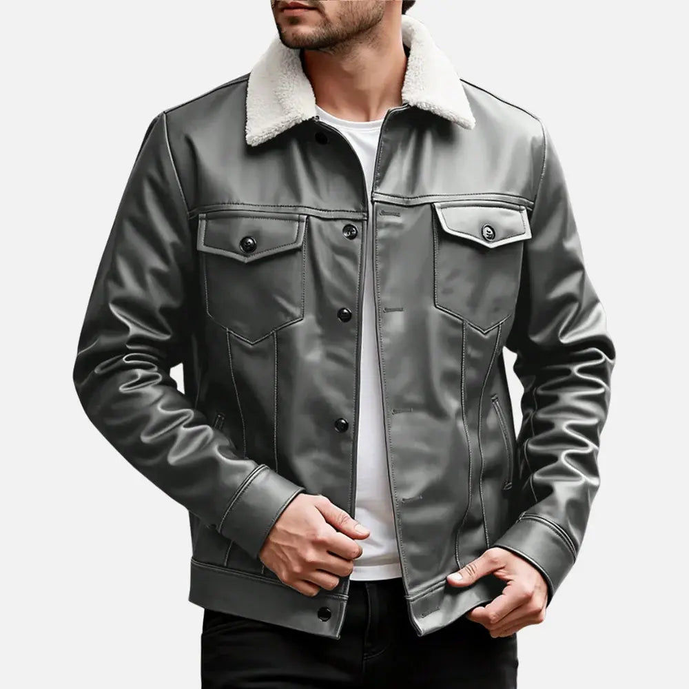 aqueta de Couro Masculina Romenzi RZ027 com design moderno e gola de pelo sintético, ideal para estilo e conforto em dias frios.