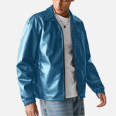 Jaqueta de Couro Masculina Romenzi RZ028 com design slim fit e acabamento refinado, ideal para estilo e praticidade.