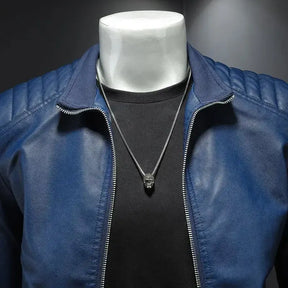 Jaqueta de Motociclista Masculina Romenzi RZ126 feita em poliéster resistente, com forro acolchoado, reforços de segurança e design moderno e estiloso.