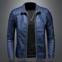 Jaqueta de Motociclista Masculina Romenzi RZ126 feita em poliéster resistente, com forro acolchoado, reforços de segurança e design moderno e estiloso.