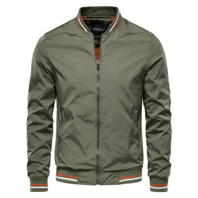 Jaqueta Masculina Casual Romenzi RZ146 com design moderno, caimento refinado e tecido resistente, ideal para conforto e estilo em qualquer ocasião.