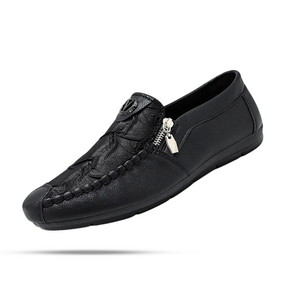 Mocassim Masculino Elegance Romenzi RZ733 em detalhe, calçado premium sofisticado e resistente, ideal para looks casuais e sociais com autenticidade.