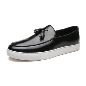 Mocassim Masculino Florença Romenzi RZ734 em detalhe, calçado premium sofisticado, resistente e versátil, ideal para composições casuais e sociais.