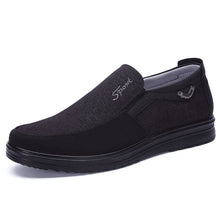 Mocassim Masculino Royal Romenzi RZ727 em detalhe, calçado premium sofisticado, resistente e versátil para looks casuais ou sociais com estilo.