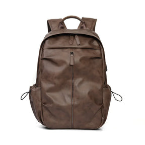 Mochila Executiva em Couro Romenzi Amsterdam RZ073 com design clean, couro de alta qualidade e compartimentos ideais para laptops e itens essenciais.