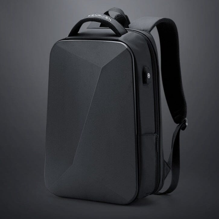 Mochila Executiva Fenruen Romenzi RZ965 em detalhe, expansível, impermeável em Oxford premium, com cadeado TSA, USB e espaço para notebook 14'.