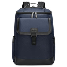 Mochila Executiva Progressive Romenzi RZ951 em detalhe, impermeável em nylon premium, com espaço para notebook 15,6' e design moderno e ergonômico.