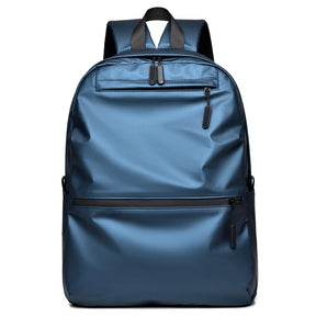 Mochila Executiva Romenzi RZ065 em tecido impermeável com alças acolchoadas e espaço para notebook 15''. Ideal para rotina profissional e corporativa.