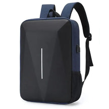 Mochila Executiva Romenzi RZ070 com tecido impermeável, trava TSA, porta USB e compartimento para notebook 15''. Elegante e funcional para o dia a dia.