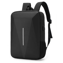 Mochila Executiva Romenzi RZ070 com tecido impermeável, trava TSA, porta USB e compartimento para notebook 15''. Elegante e funcional para o dia a dia.