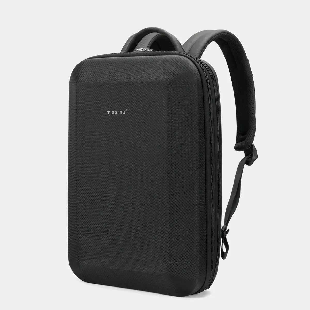 Mochila Executiva Tigernu Romenzi RZ962 em detalhe, modelo impermeável em nylon 900D com zíper oculto e espaço para notebook 15,6'.