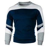 Moletom Masculino Essential Comfort Romenzi RZ981 em detalhe, peça em poliéster premium com isolamento térmico, versátil para looks casuais e formais.