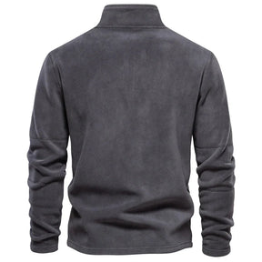 Moletom Masculino Soft de Lã Romenzi RZ973 em detalhe, peça aconchegante com isolamento térmico, versátil para passeios casuais e saídas noturnas.