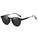 Óculos de Sol Romenzi Rio de Janeiro RZ694 em destaque, modelo inspirado nas praias cariocas com lentes UV400 que oferecem proteção solar, conforto e estilo.