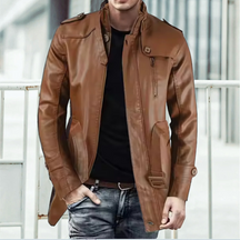 Sobretudo Masculino de Couro Romenzi RZ096, confeccionado em couro premium com design elegante e proteção ideal para os dias mais gelados.