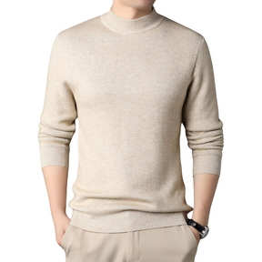 Suéter Masculino Básico Romenzi RZ041, design minimalista e elegante, feito com materiais de alta qualidade. Versátil para qualquer ocasião.