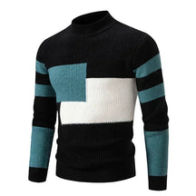 Suéter Masculino Pulôver Romenzi RZ763 em detalhe, peça sofisticada com caimento impecável, ideal para compor looks casuais ou profissionais.