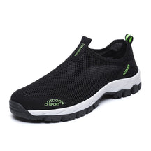 Tênis Esportivo Masculino Sem Cadarço Romenzi RZ898 em detalhe, slip-on leve e respirável, com solado em borracha resistente e design moderno.